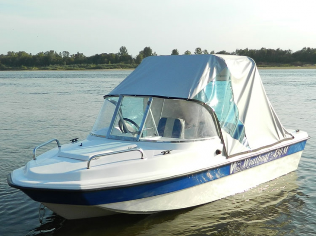 Wyatboat-430M (тримаран)